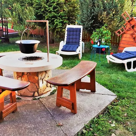 Narcisz Vendeghaz Vakantiehuis Mezőkövesd